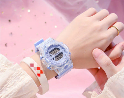 Track your time, boost your performance, and turn heads with this trend-setting sports watch.