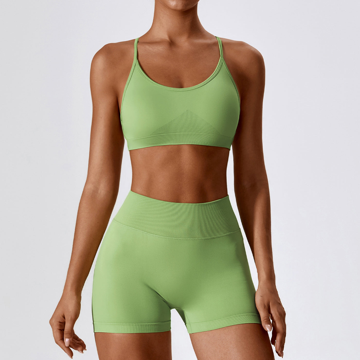 Lightweight, breathable, unstoppable – your new fitness must-have.