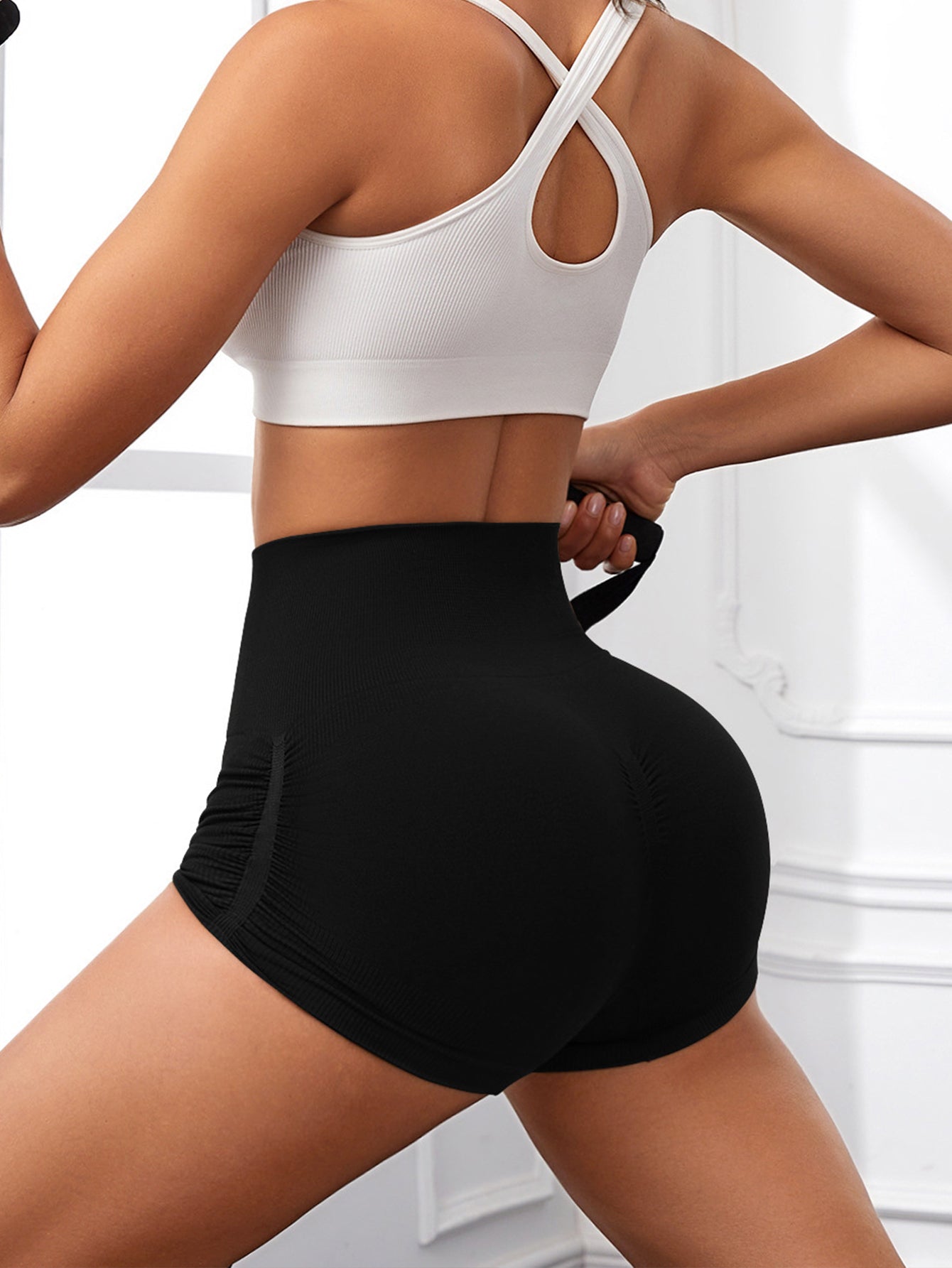 Flex, bend, and stretch without limits in these booty-enhancing shorts.